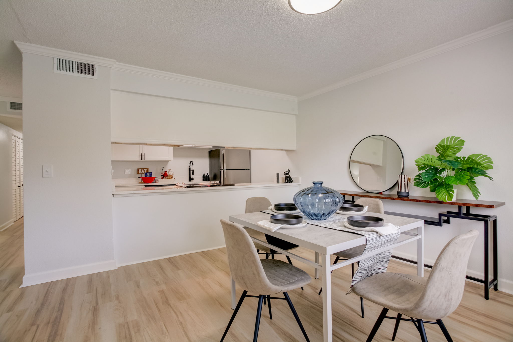 7 web or mls Club Captiva Dr 007